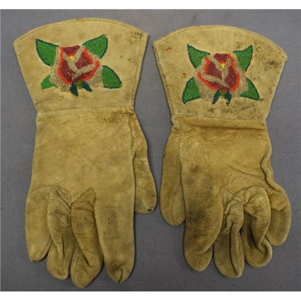 PLATEAU INDIAN GAUNTLETS