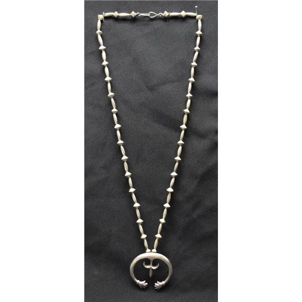 NAVAJO INDIAN NECKLACE