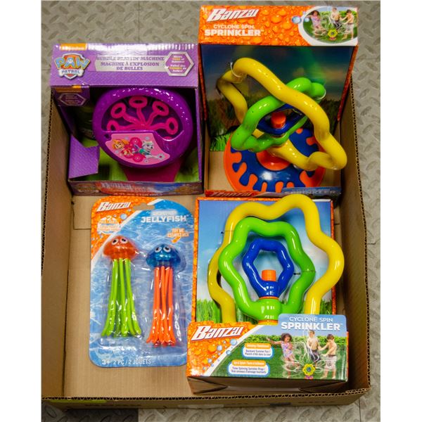 FLAT LOT OF SUMMER TOYS