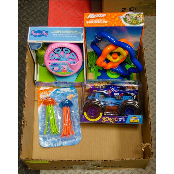 FLAT LOT OF CHILDRENS TOYS