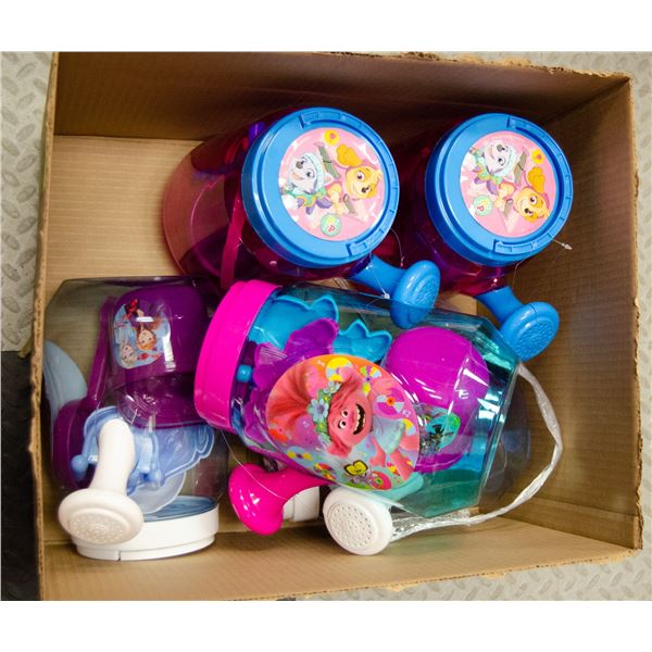 LOT OF 5 KIDS THEMED WATERING CANS SET