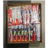 Image 1 : FLAT OF REGULAR & ELECTRIC TOOTHBRUSHES