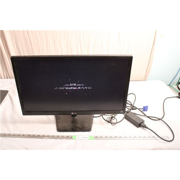 LG 24” Flat MonitorE2442VA (working)