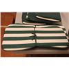 Image 2 : 6 Green/White Chair Pads (reversible for solid green)