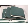 Image 3 : 6 Green/White Chair Pads (reversible for solid green)
