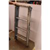 Image 2 : 44" Wooden Step Ladder