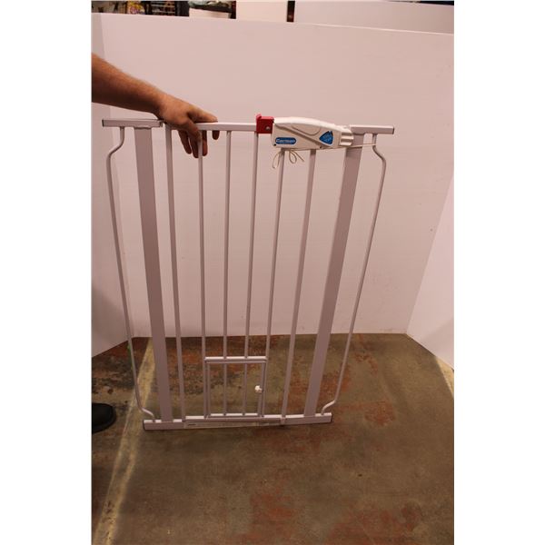 Metal Safety Gate 41" x 27" (Pet Safety Gate)