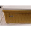 Image 2 : Coleman Yellow Cooler