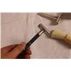 Image 4 : 2 Straight Razors and Brush