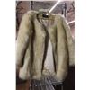 Image 1 : Wuu Sonny (Made in Korea) Fur Coat
