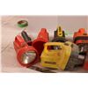 Image 2 : Flashlight Lot (Flashlights Need New Batteries)
