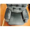 Image 3 : LaZboy Luxury Recliner (working)