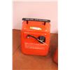 Image 3 : Marine Gas Can and Plastic Jerry Can