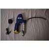 Image 2 : Lincoln Power Greaser Model 1220 (with adapter)