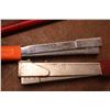 Image 3 : Small Floor Jack + 2 Hammer Staplers