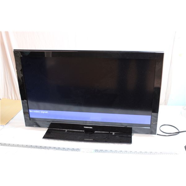 Toshiba 32SLV411U 32  TV with DVD - working (missing remote)