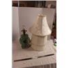 Image 1 : 3 Shades and Green Glass Lamp