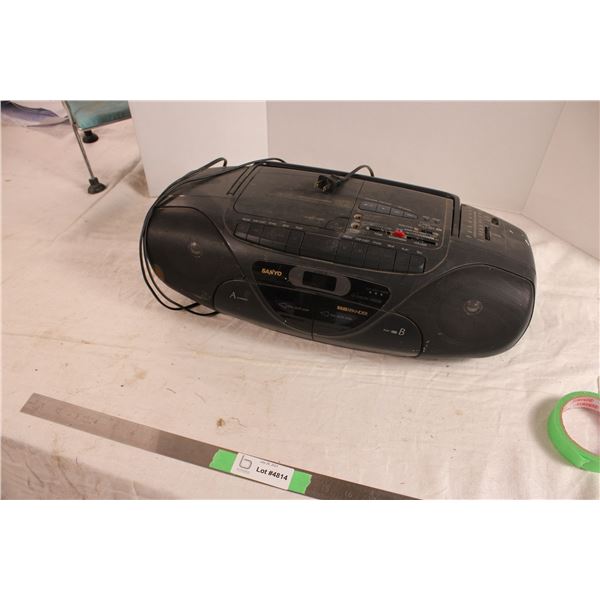 Sanyo Boombox CD Player Radio