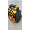 Image 5 : CAT portable jump pack - store returned