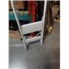 Image 2 : METAL 2 STEP LADDER