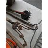 Image 3 : SHOVEL, HOE, RAKE, EDGER AND SMALL TRAFFIC CONES
