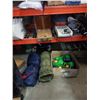 Image 1 : LOT OF BUBBLE BLOWERS, ART EASEL, BABY SCALE AND SLEEPING BAGS