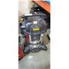 Image 2 : Snap on pressure washer and dewalt stainless shop vac - store returns parts only