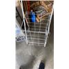 Image 3 : FOLDING DOLLY, SHOPPING CART, WIRE SHOE RACK