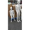 Image 2 : Enough parts for 3 mannequins