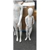 Image 3 : Enough parts for 3 mannequins