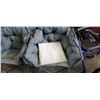 Image 2 : 2 oversize folding armchairs