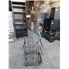 Image 2 : 5 TIER ROLLING RETAIL DISPLAY CART