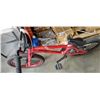Image 4 : RED VELLE VISE BMX BIKE