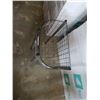 Image 3 : WIRE STANDING BIN