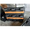 Image 8 : LOT OF PLASTIC STACKING PALLETS AND PLASTIC PALLET