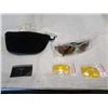 Image 1 : PAIR OF NEW RYDERS SWITCH SUNGLASSES WITH CASE AND INTERCHANGEABLE LENSES - GRAY FRAME