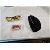 Image 1 : PAIR OF NEW RYDERS SWITCH SUNGLASSES WITH CASE AND INTERCHANGEABLE LENSES - RED FRAME
