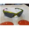 Image 2 : NEW RYDERS R136 RTX GREEN SUNGLASSES WITH INTERCHANGEABLE LENSES AND CASE