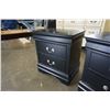 Image 3 : 2 black solid wood 2 drawer nightstands