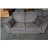 Image 1 : UPHOLSTERED LOVESEAT