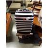 Image 1 : XOX BETSEY BLACK AND WHITE ROLLING HARD CASE LUGGAGE