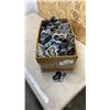 Image 1 : BOX OF APPROX 300 FLEXIBLE BRACELETS