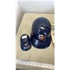 Image 2 : ED SPRAGUE JR SIGNED COLLECTABLE HELMETS AND BATMAN EGGHEAD FIGURE