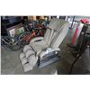 Image 1 : YOUNEED RT-HO9B ELECTRIC MASSAGE CHAIR