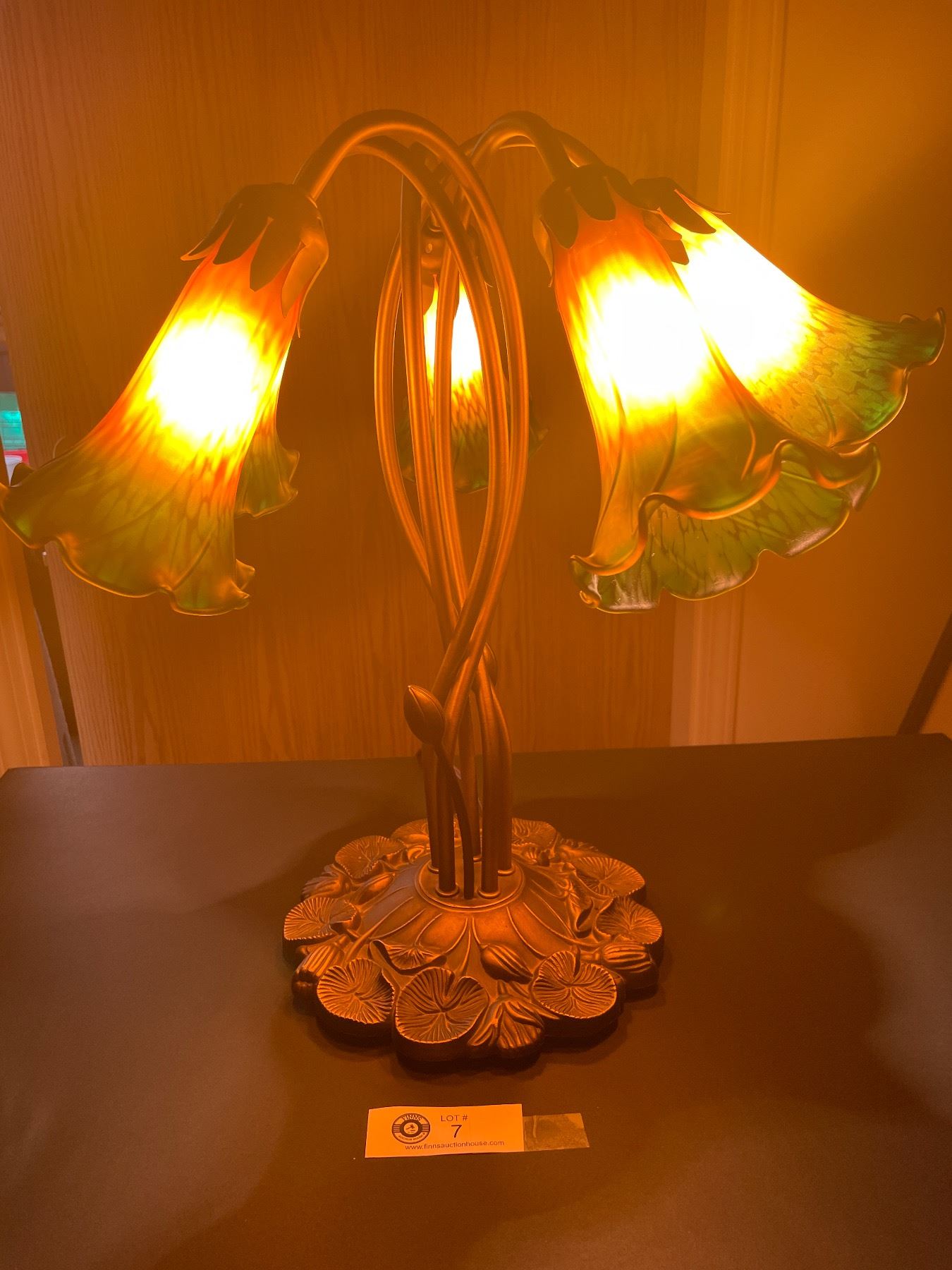 Retro Tulip Lamp