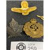 Image 2 : 4 x WW1 Canadian 72 CAN INF Collar, WW11 Canadian Engineers Cap Badge, WW11 RCAF and RAF Cap Badges