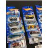 Image 2 : Lot of 15 Hot Wheels Still Sealed In Original Packages