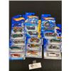 Image 1 : Lot of 15 Hot Wheels Still Sealed In Original Packages