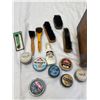 Image 2 : Vintage Shoe Shine Kit, Full