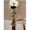 Image 2 : Pair of Very Nice Table Lamps With Shades 27" T x 18"w